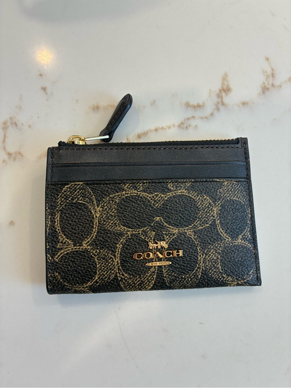 COACH Black Signature Zip Card Case with brown C NWT